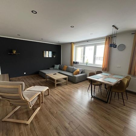 Elegantny Byt V Srdci Mesta Trenčín Екстериор снимка